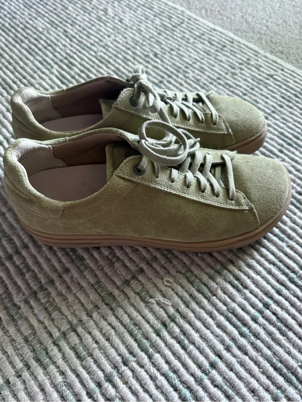 Birkenstocks Bend Low Leather Tennis Shoe (Size 40 9-9.5)